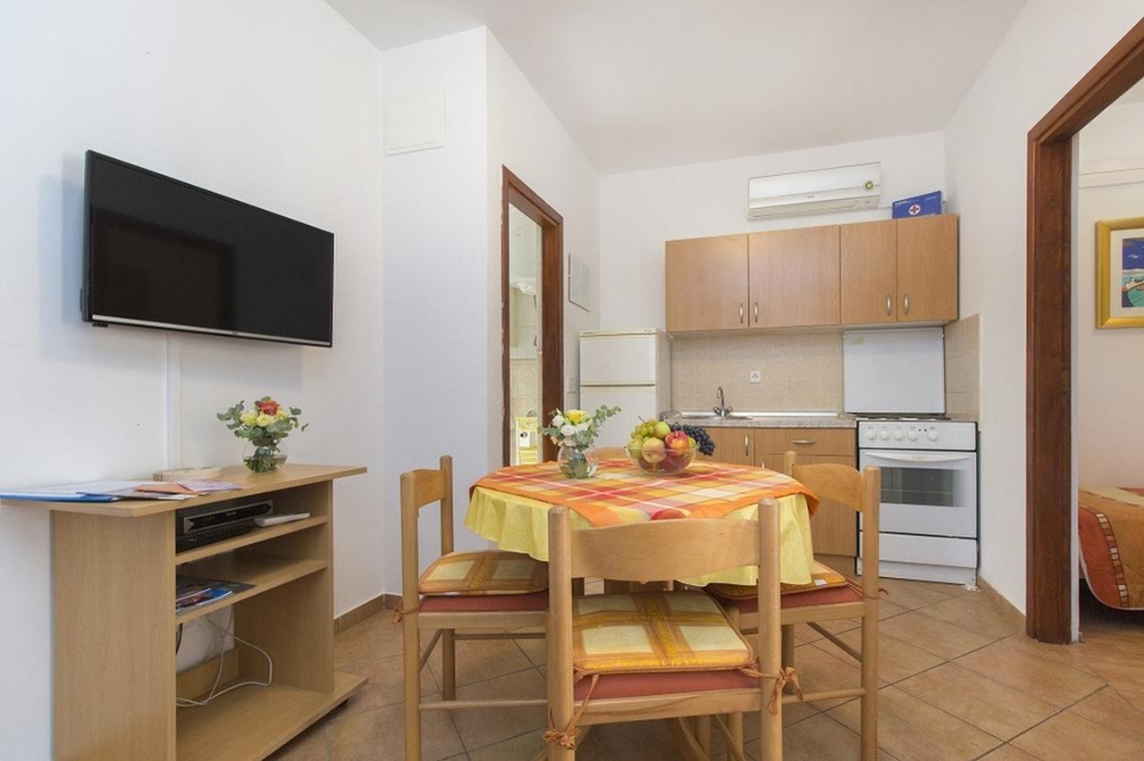 Apartments Dalibor Vodice Exterior foto
