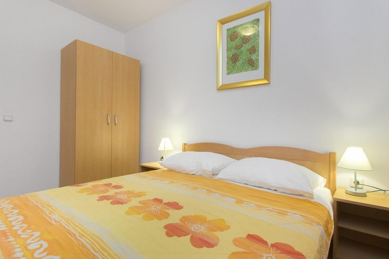 Apartments Dalibor Vodice Exterior foto